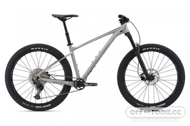 Giant mountain bike online range